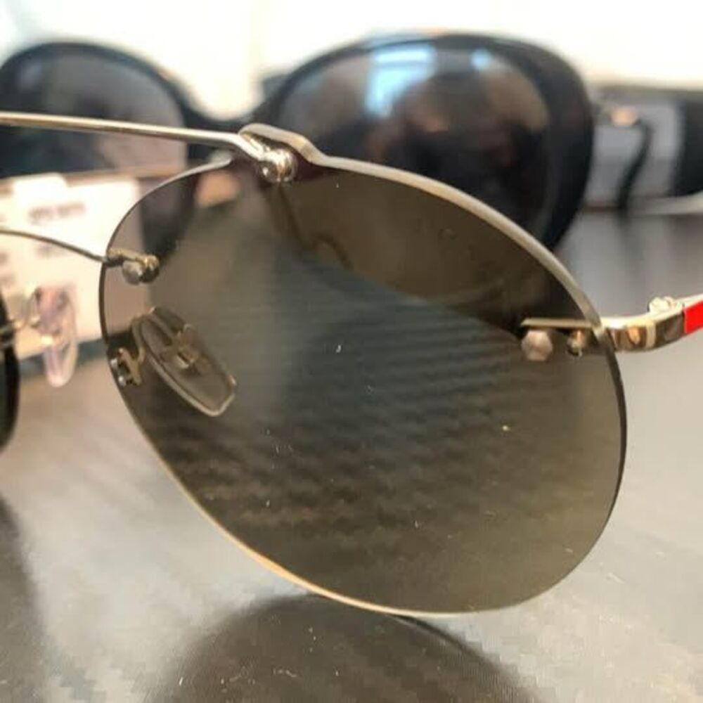 Various Display Demo Sunglasses “)